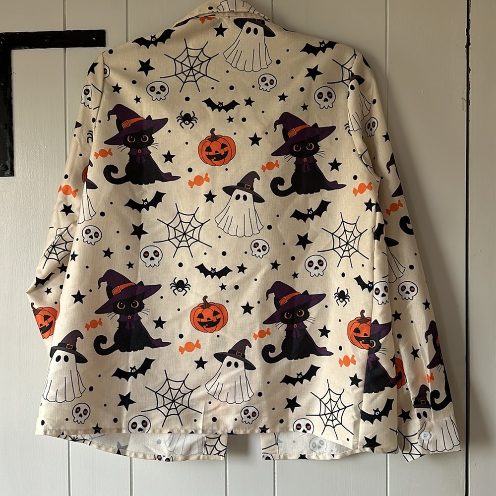 Halloween button down - Picture 4 of 7